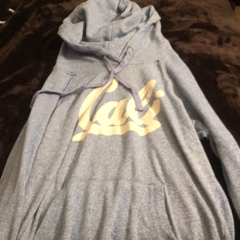 Sweater/hoodie